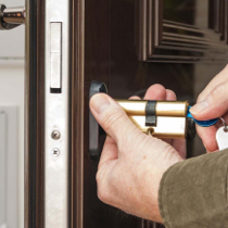 Новый замок обычно ставят в четырех типовых сценариях